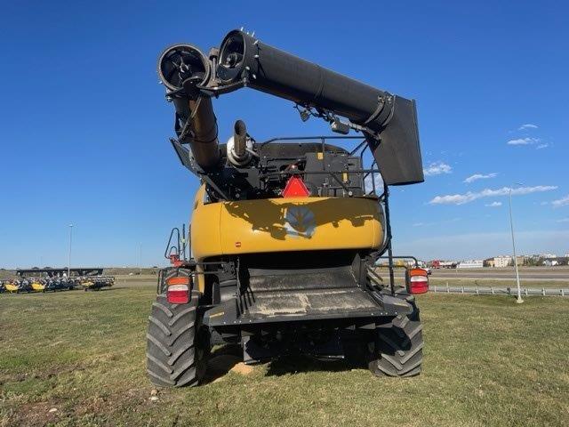2024 New Holland CR9.90 Combine