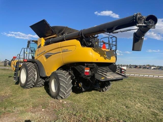 2024 New Holland CR9.90 Combine