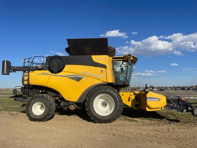 2024 New Holland CR9.90 Combine