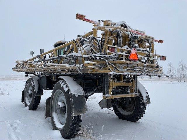 2014 RoGator RG1100 Sprayer/High Clearance