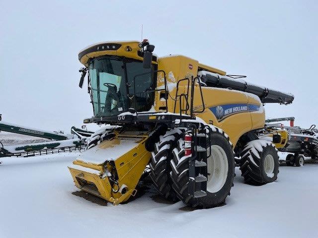 2023 New Holland CR9.90 Combine