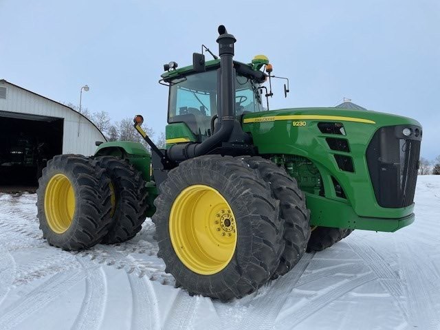 2009 John Deere 9230 Tractor 4WD