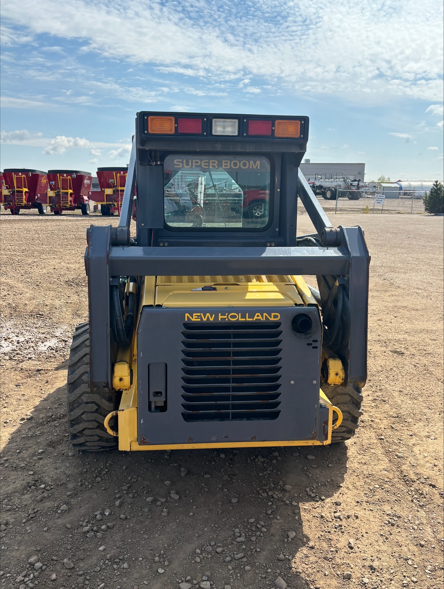 2001 New Holland LS170 Skid Steer Loader