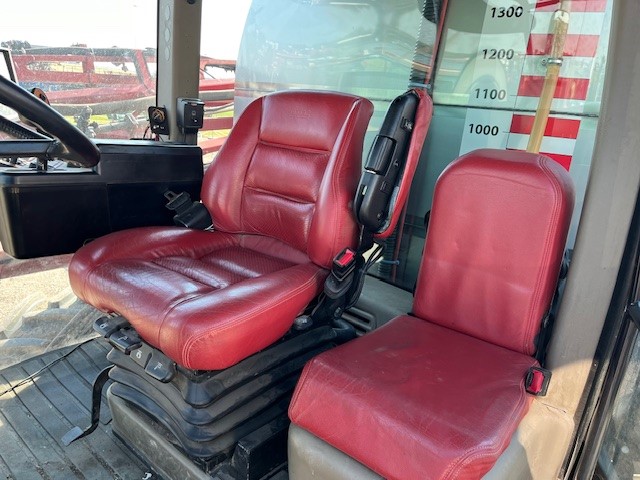 2012 Case IH 4430 Sprayer/High Clearance