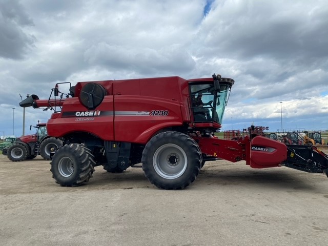 2013 Case IH 9230 Combine