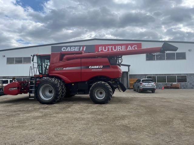 2013 Case IH 9230 Combine