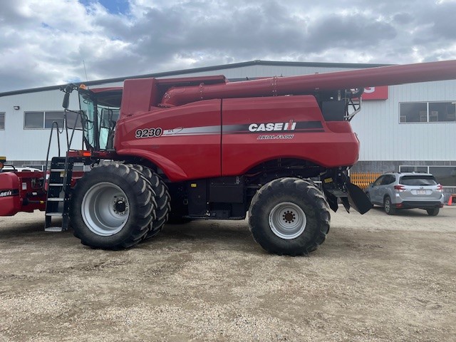 2013 Case IH 9230 Combine