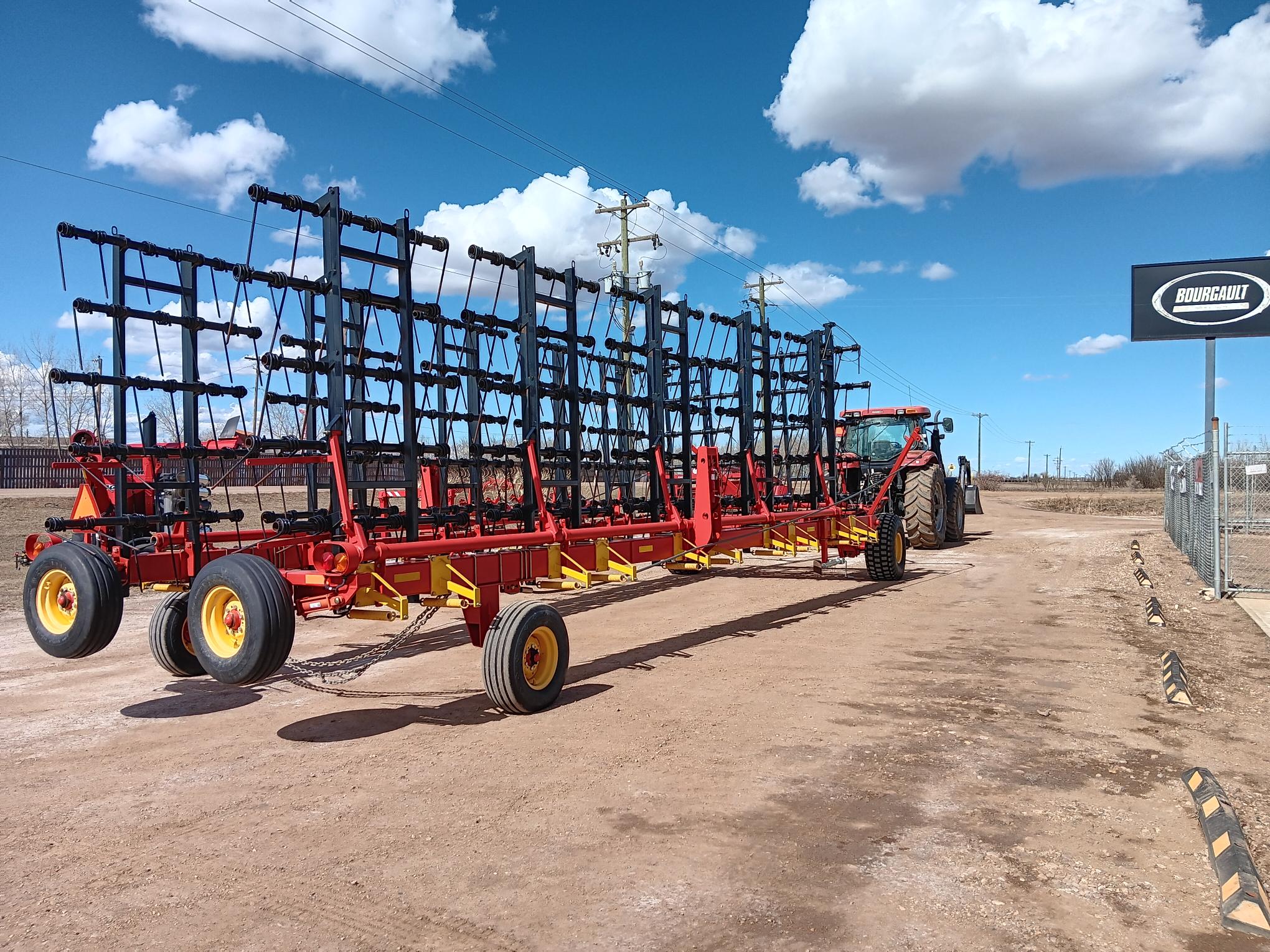 2013 Bourgault 7200-72 Harrow