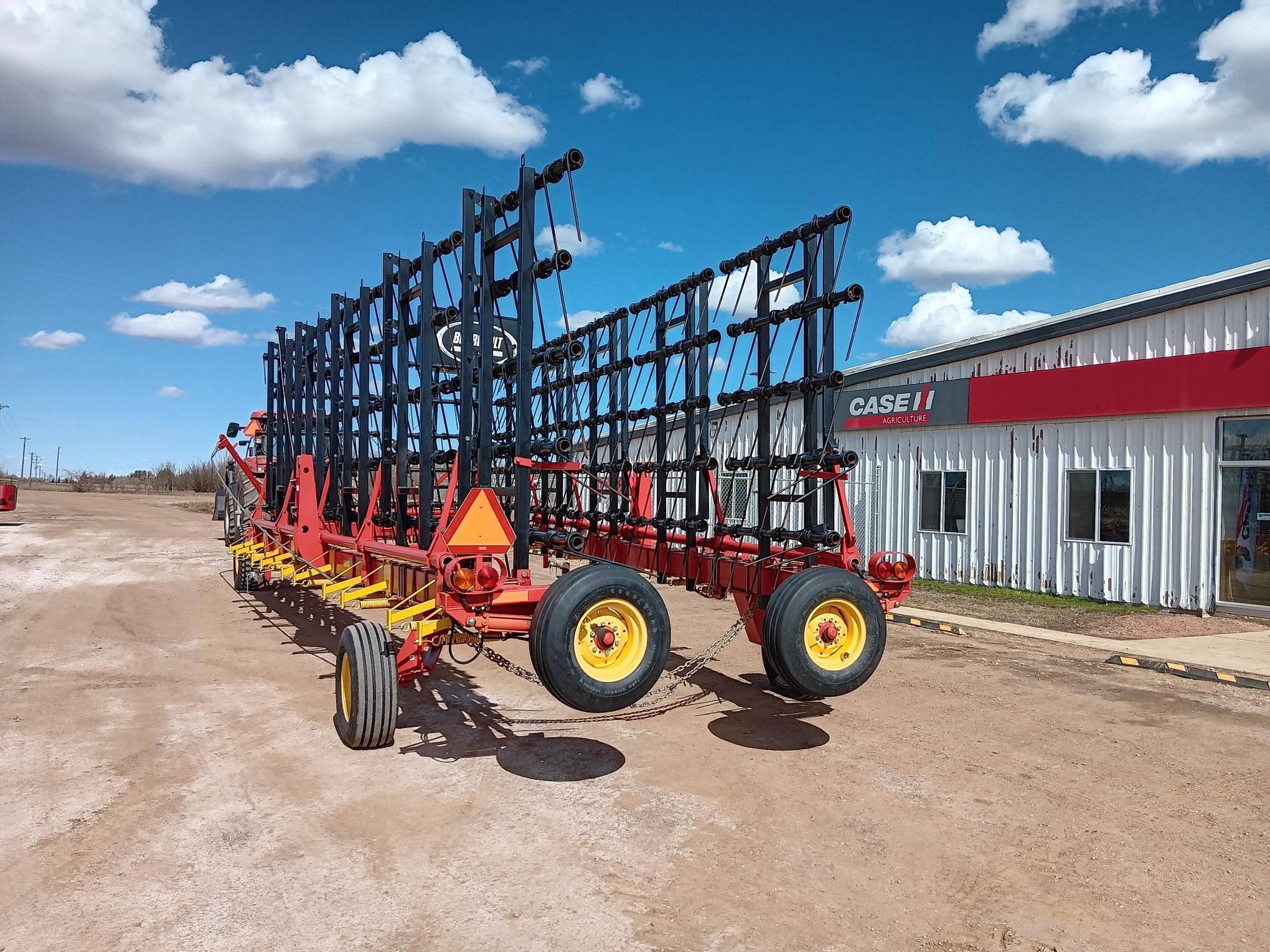 2013 Bourgault 7200-72 Harrow