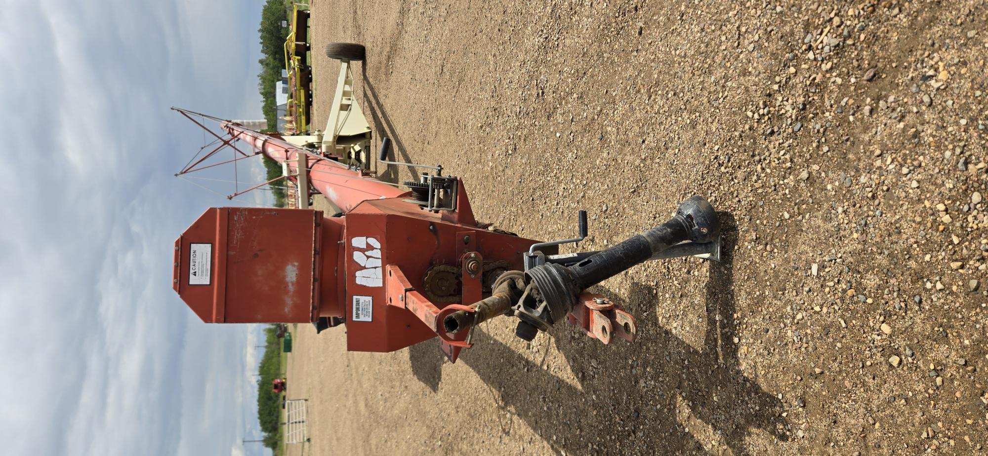 2001 Farm King Y1385TM Grain Auger