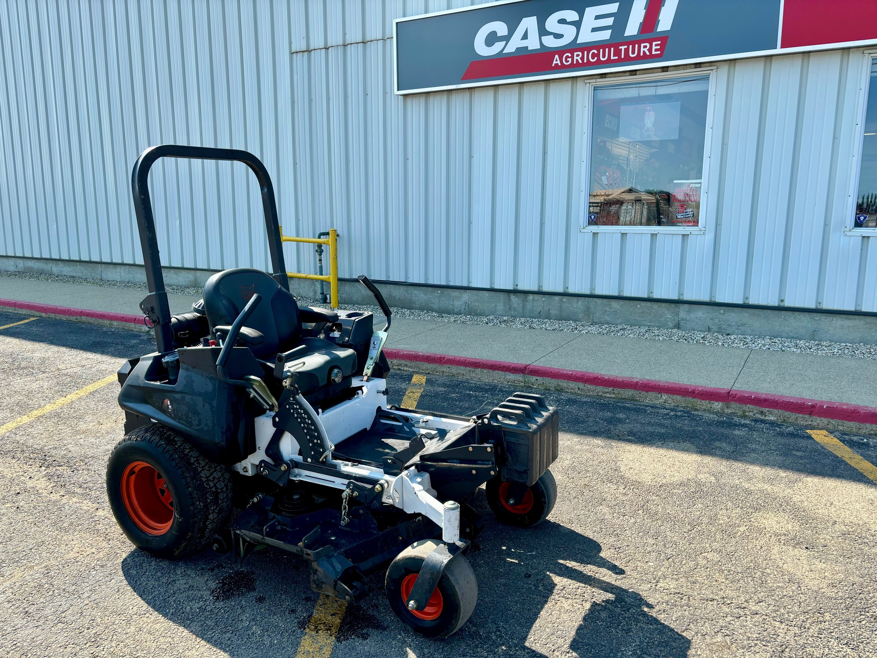 2021 Bobcat ZT6000 Mower/Zero Turn