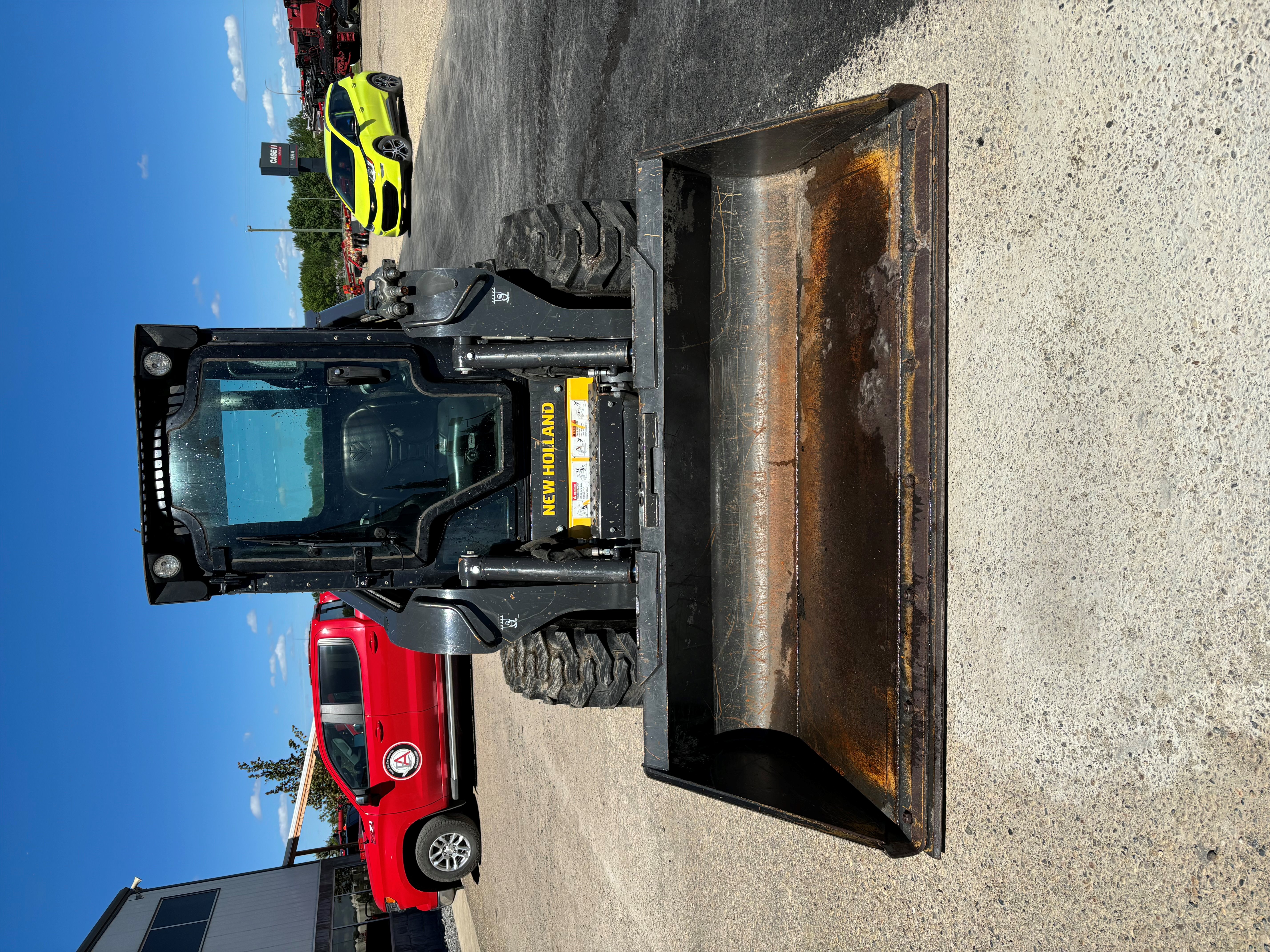 2011 New Holland L220 Skid Steer Loader