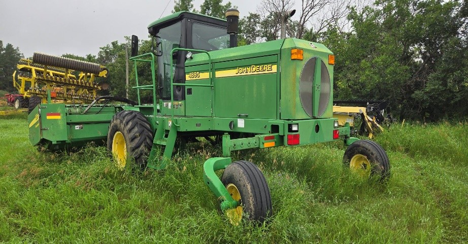 2008 John Deere 4895 Windrower