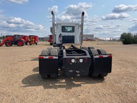 2012 Kenworth T800 Truck Semi