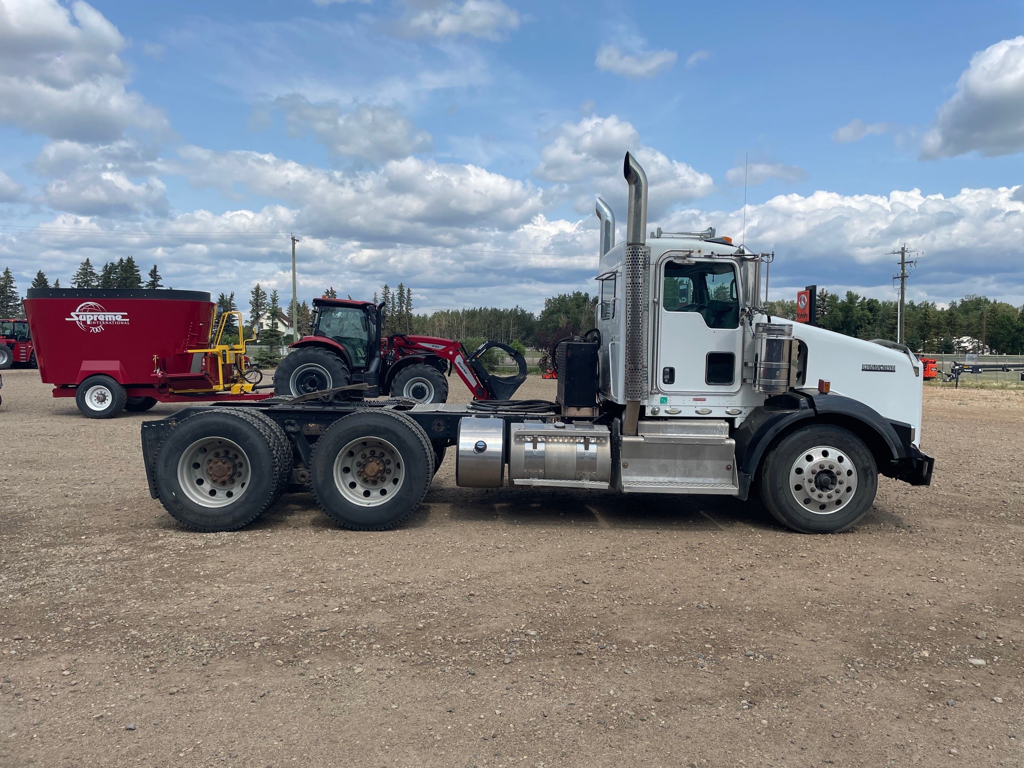 2012 Kenworth T800 Truck Semi