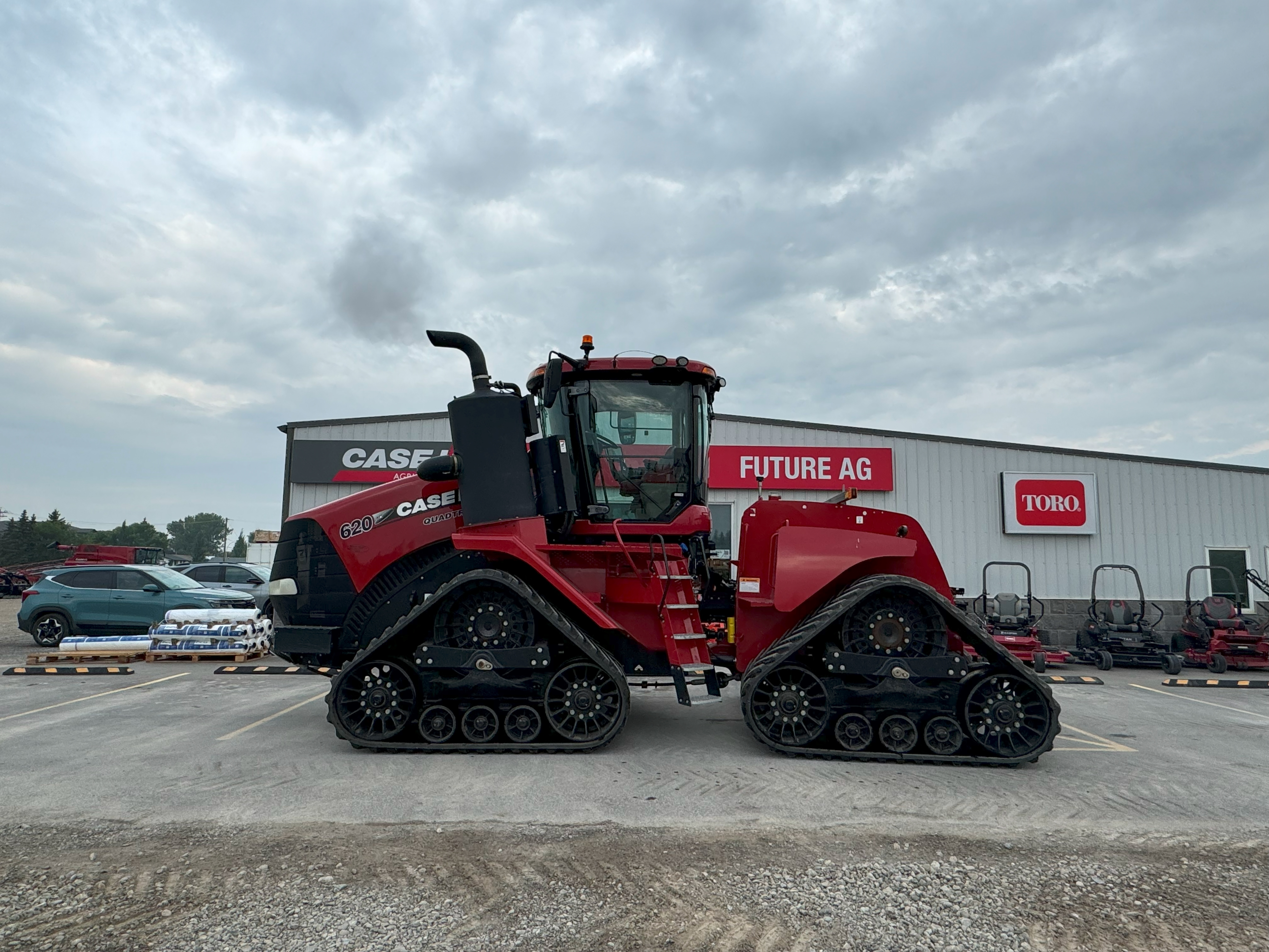 2020 Case IH STE620Q Tractor