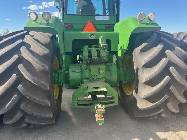 1982 John Deere 8850 Tractor