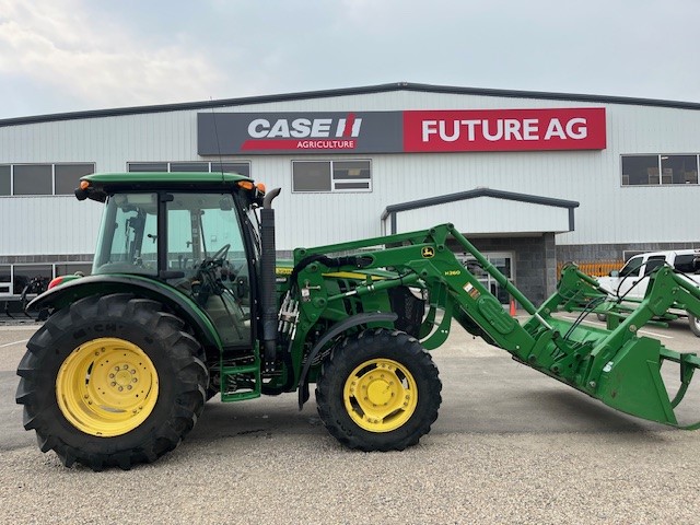 2013 John Deere 5115M Tractor