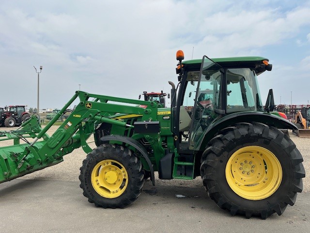 2013 John Deere 5115M Tractor