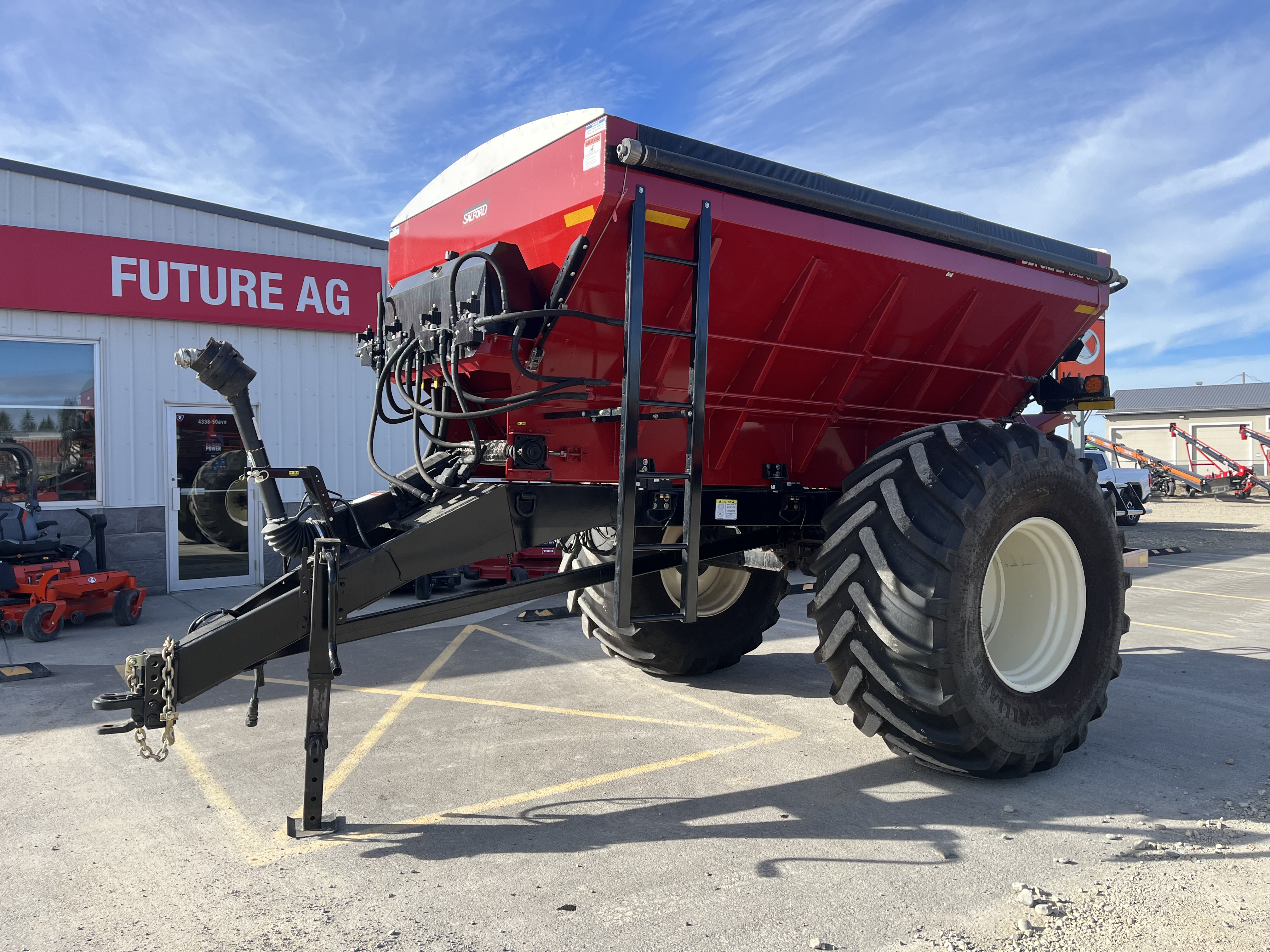 2019 Salford BBI SNIPER Fertilizer Spreader