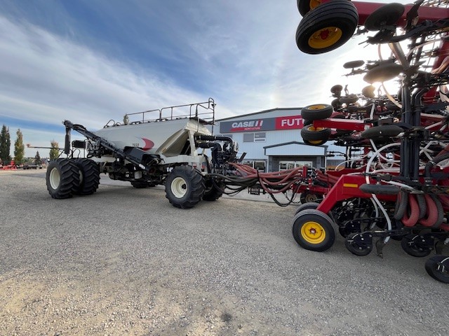 2017 Bourgault 3320-60 Air Drill