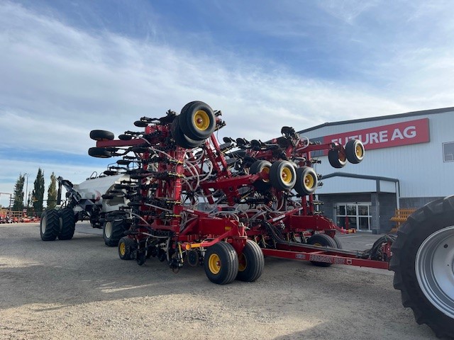 2017 Bourgault 3320-60 Air Drill