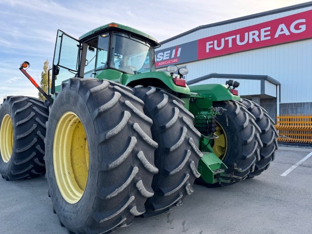 2004 John Deere 9420 Tractor