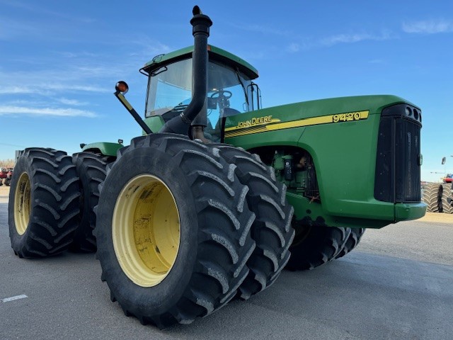 2004 John Deere 9420 Tractor