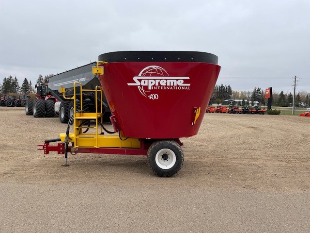 2022 Supreme 400 TMR Mixer