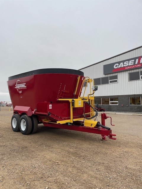 2022 Supreme 1200T TMR Mixer