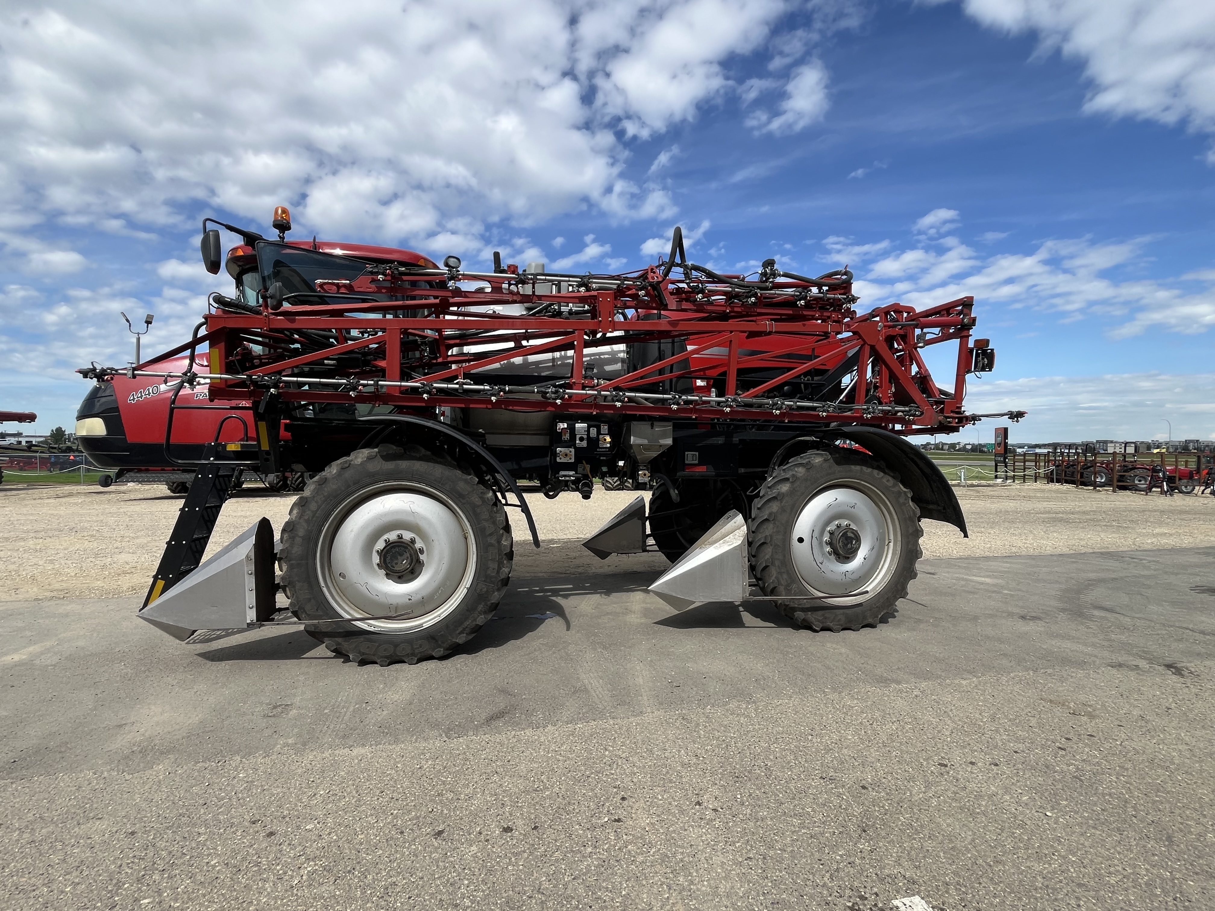 2015 Case IH Patriot 4440 Sprayer/High Clearance
