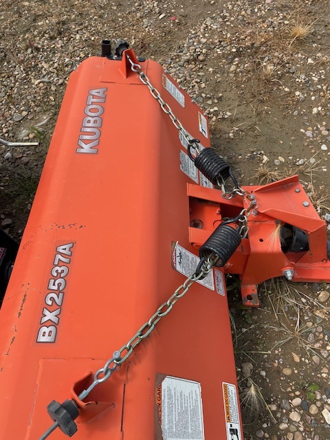 2006 Kubota BX2537A Sweeper