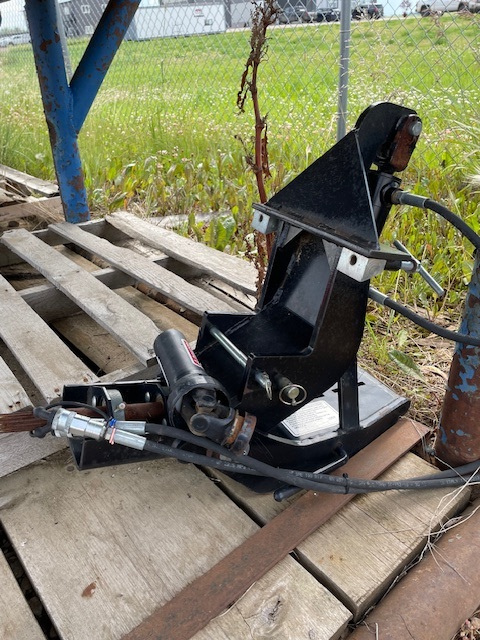 2006 Kubota BX2537A Sweeper