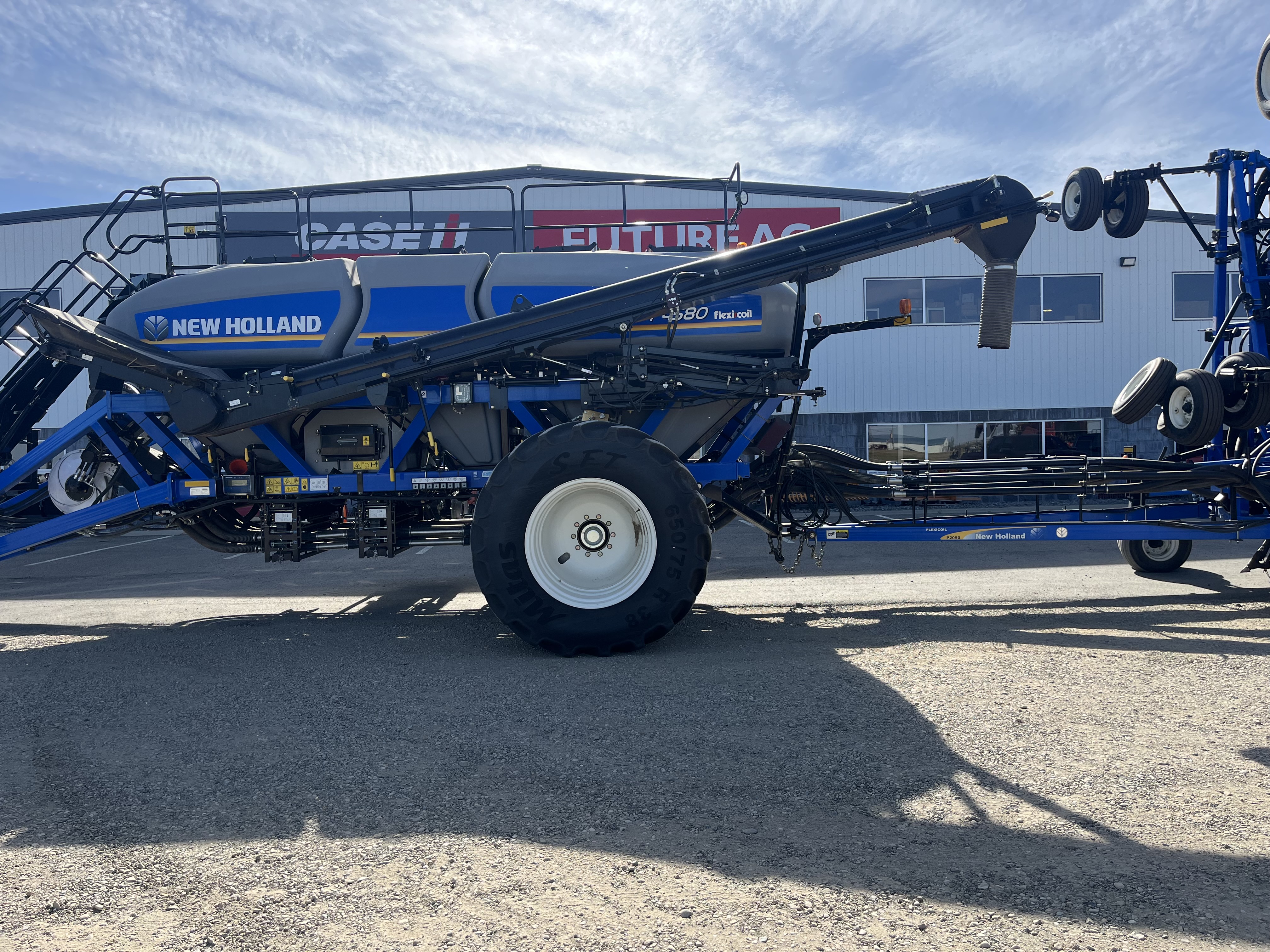 2016 New Holland P2050 Air Drill