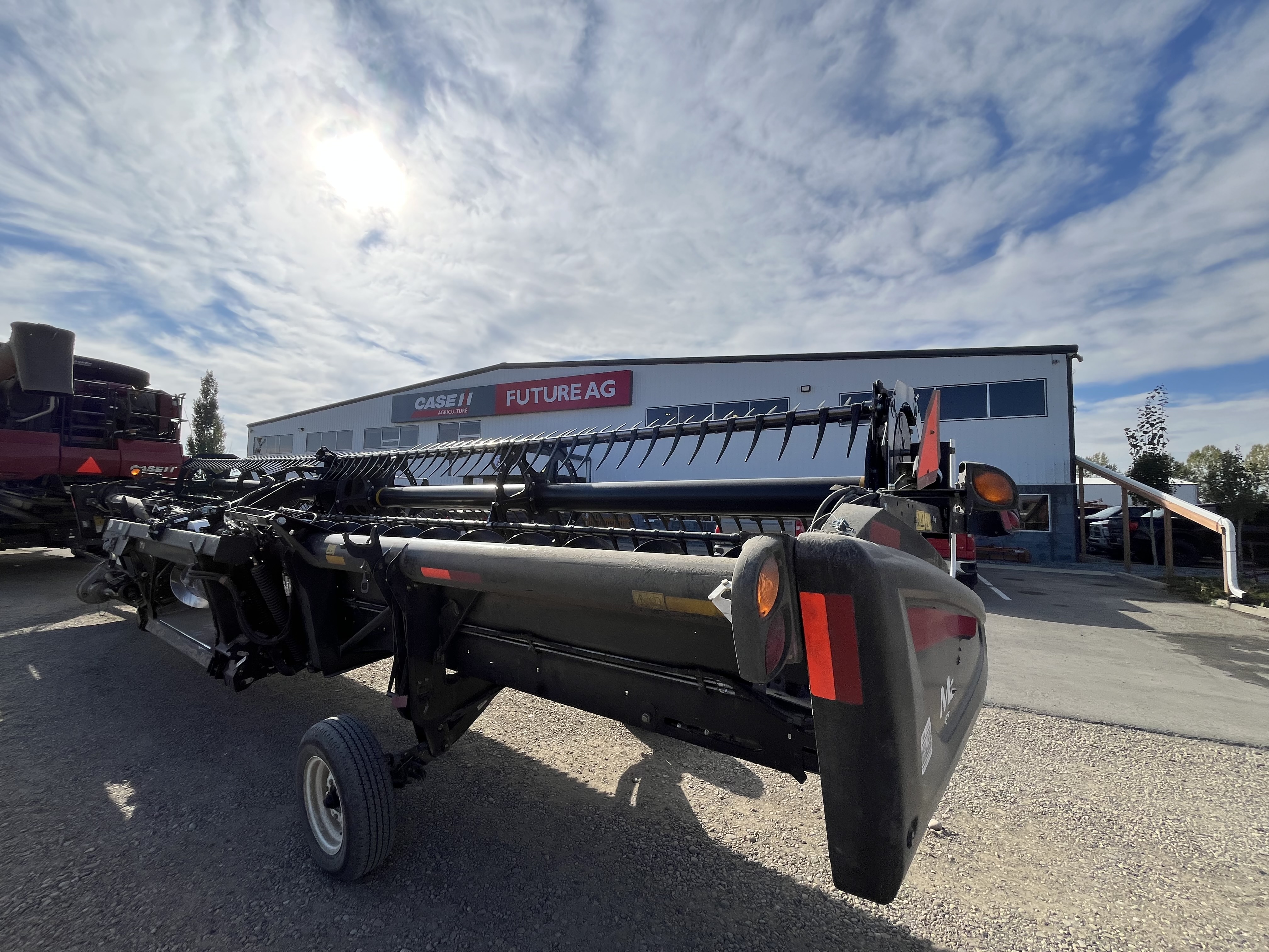 2017 MacDon FD75-35 Header Combine