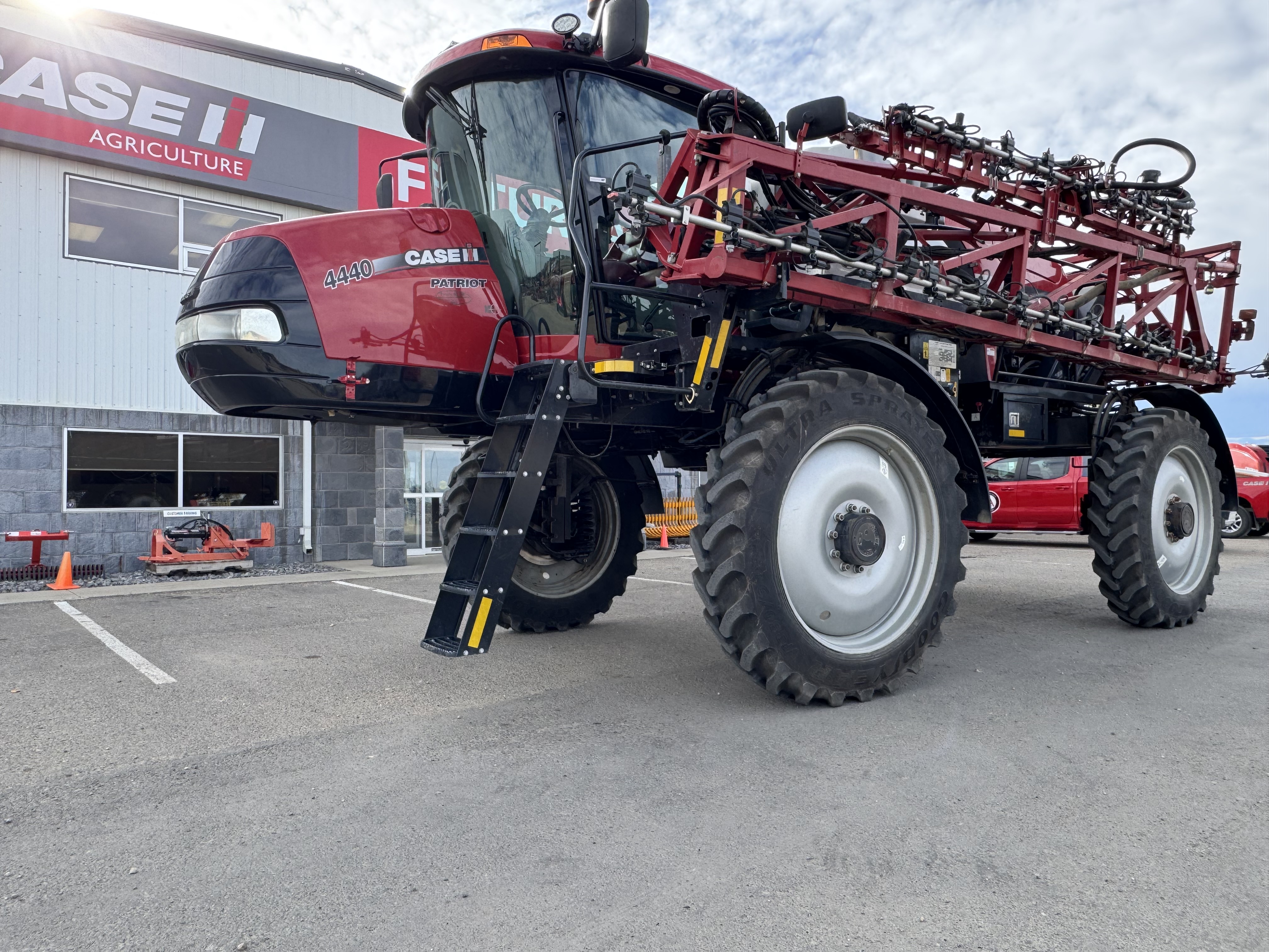 2018 Case IH Patriot 4440 Sprayer/High Clearance