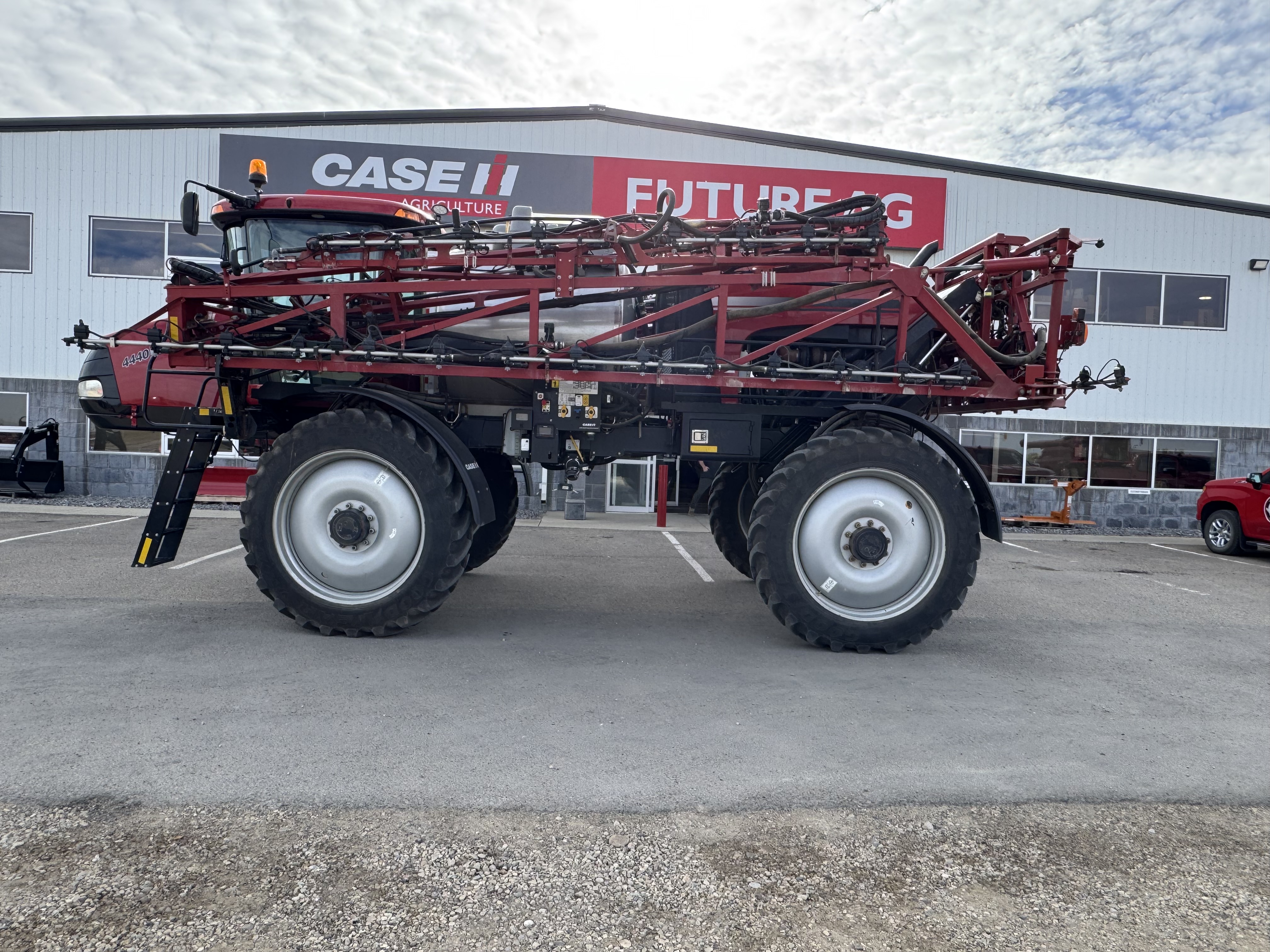 2018 Case IH Patriot 4440 Sprayer/High Clearance
