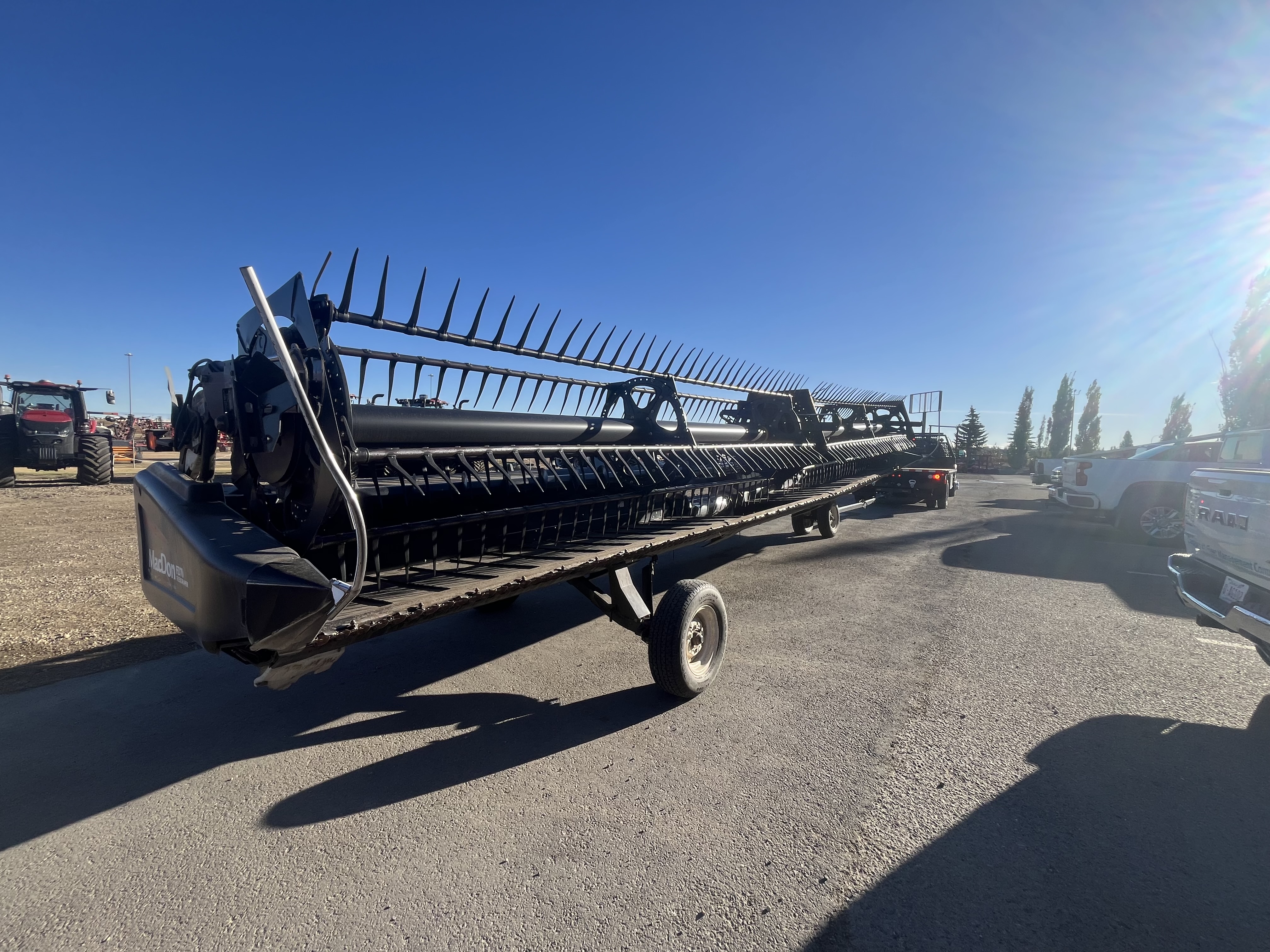 2011 MacDon FD70-35 Header Combine