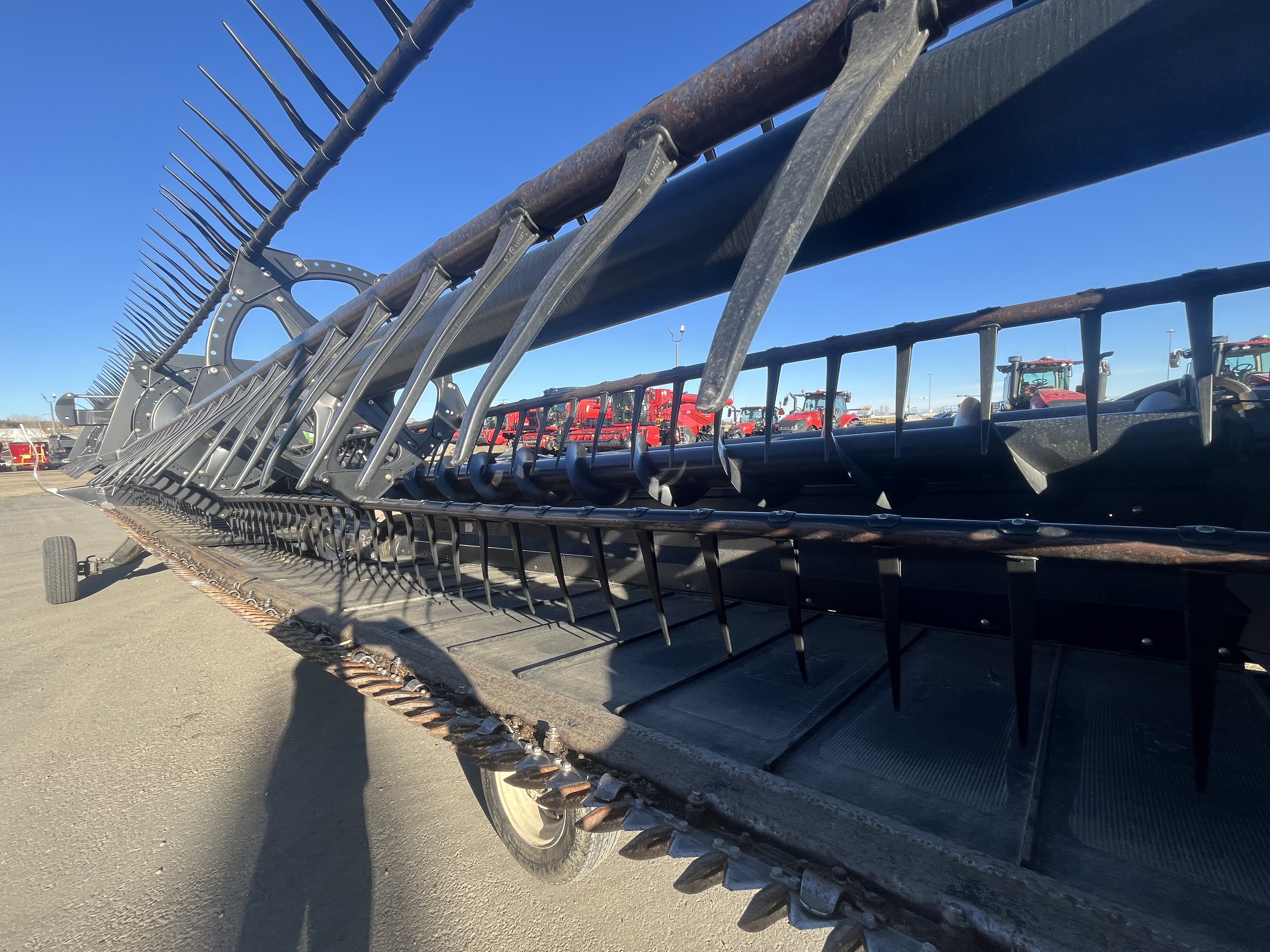 2011 MacDon FD70-35 Header Combine