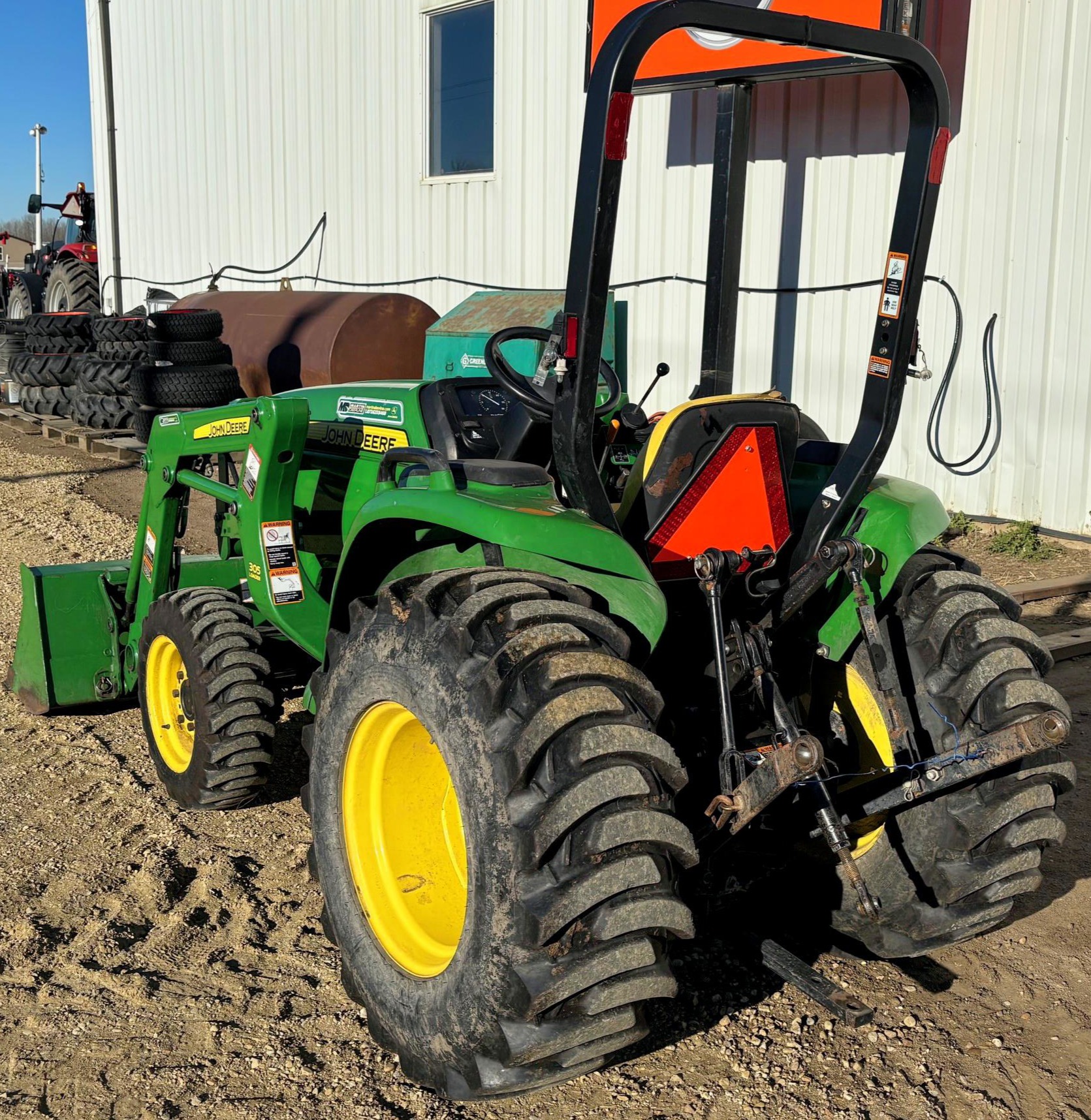 2011 John Deere 3038E Tractor
