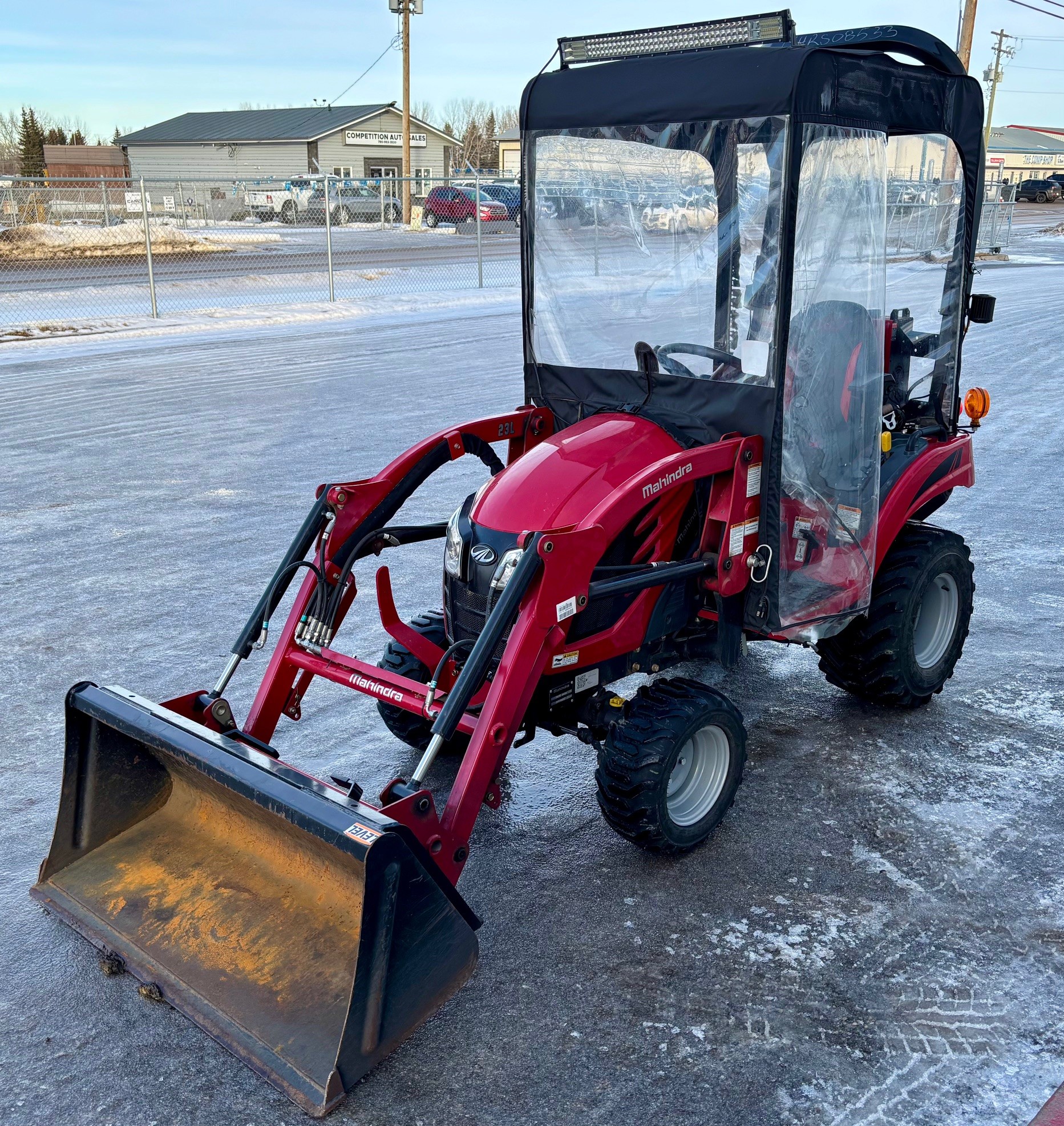 2022 Mahindra eMax 20S Tractor