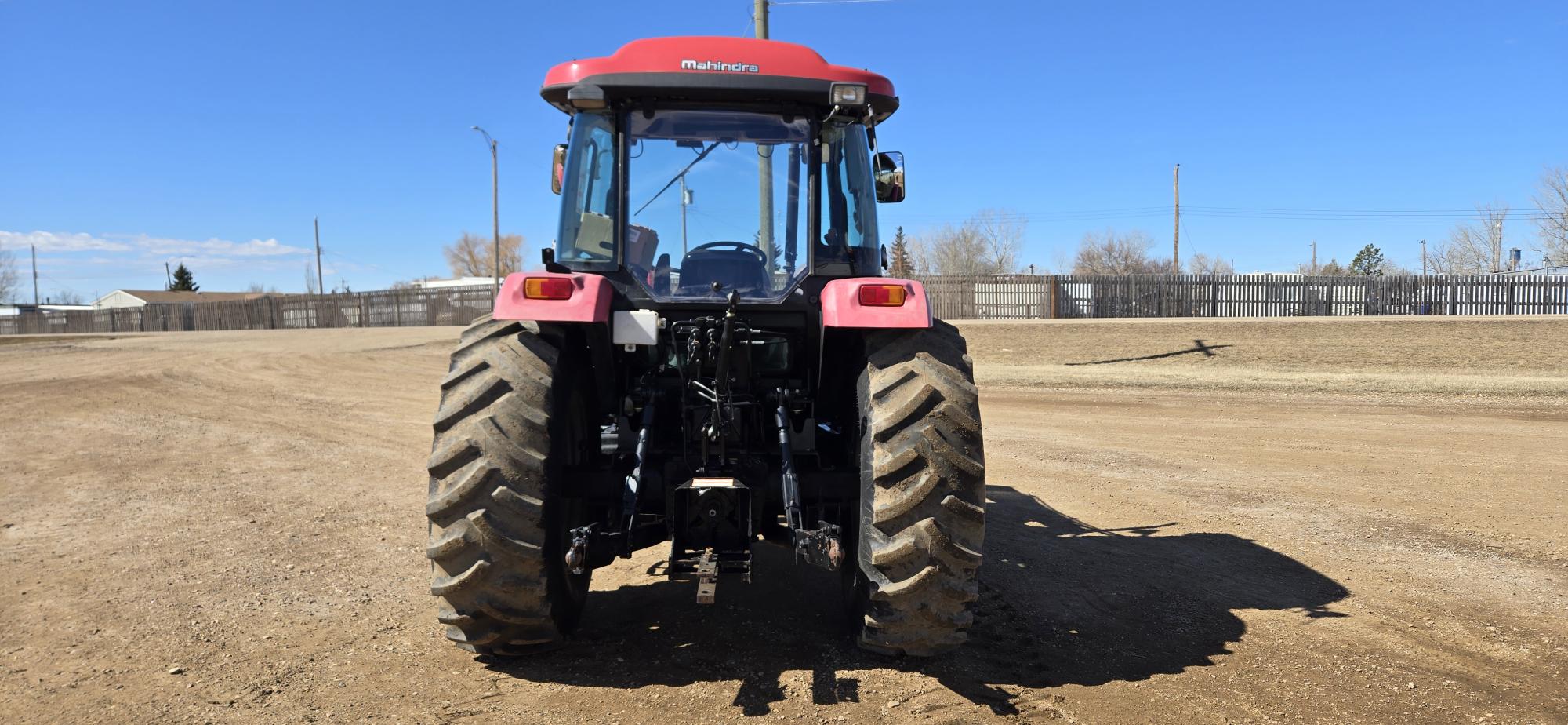2015 Mahindra MPOWER 85P Tractor