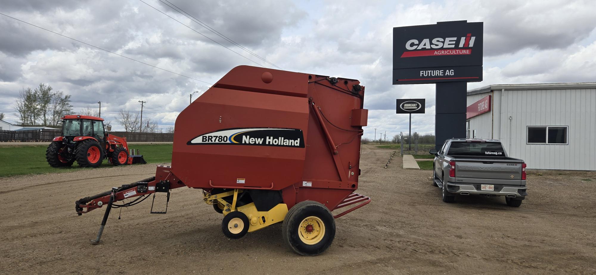 2004 New Holland BR780 Baler/Round