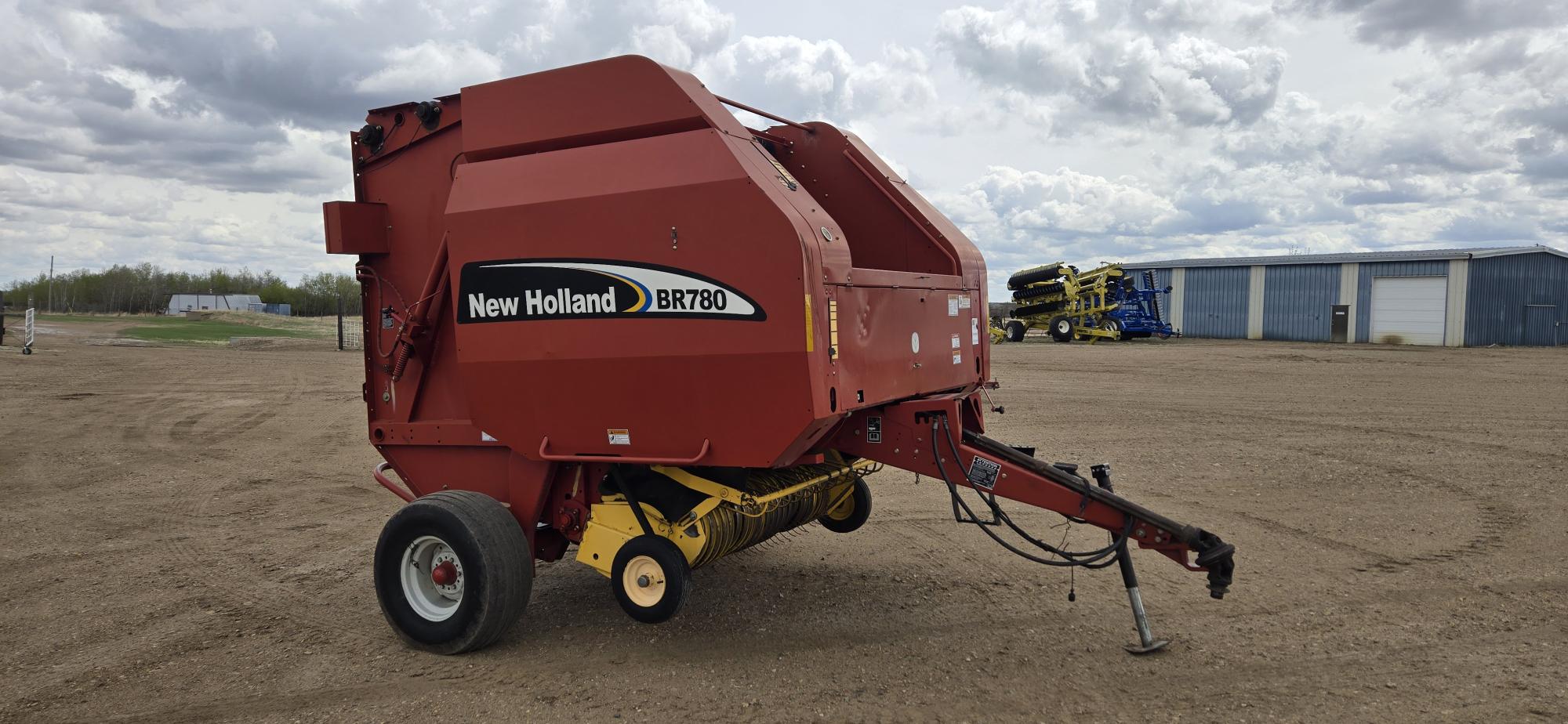 2004 New Holland BR780 Baler/Round