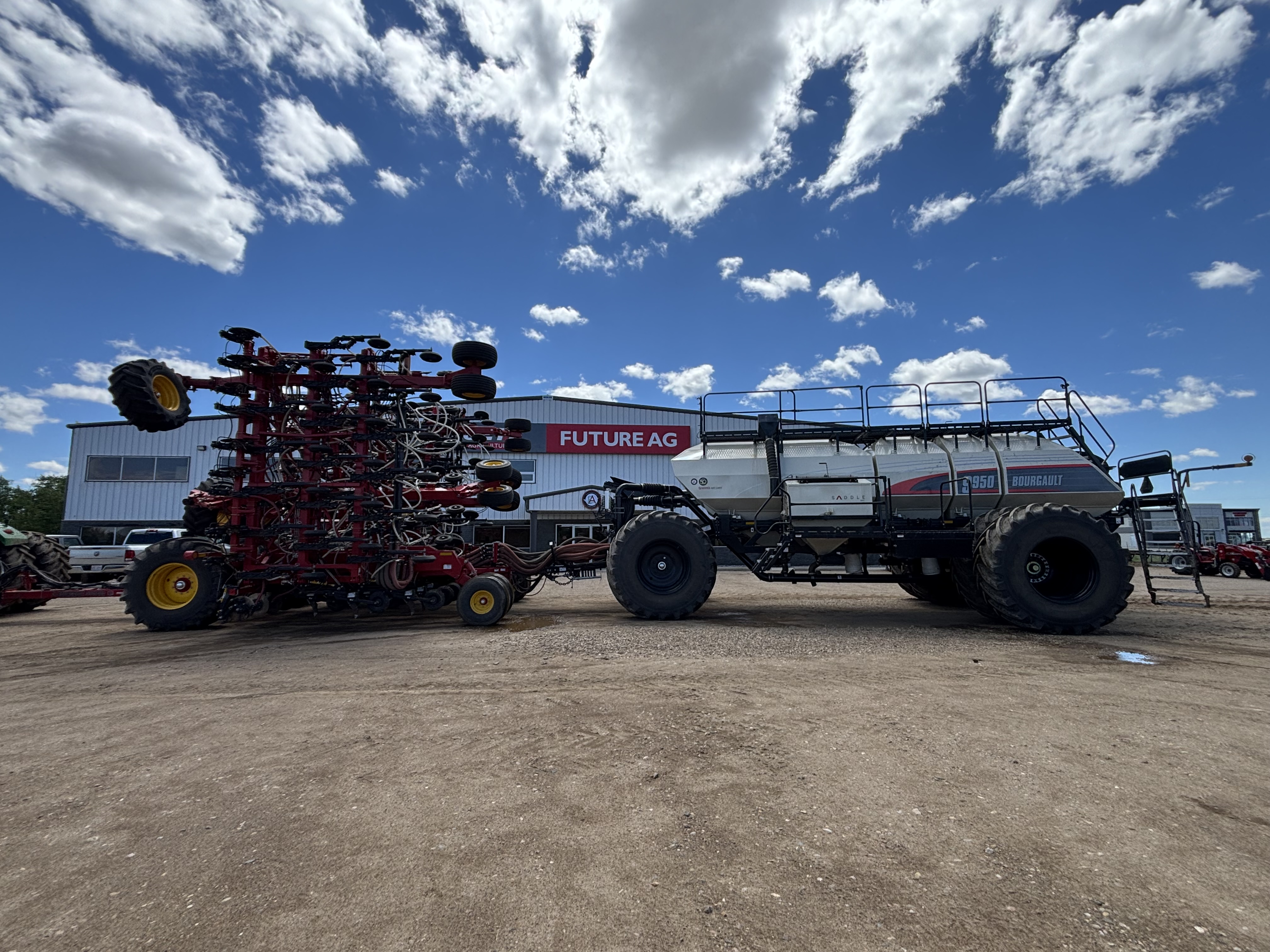 2024 Bourgault 3335-76PHD