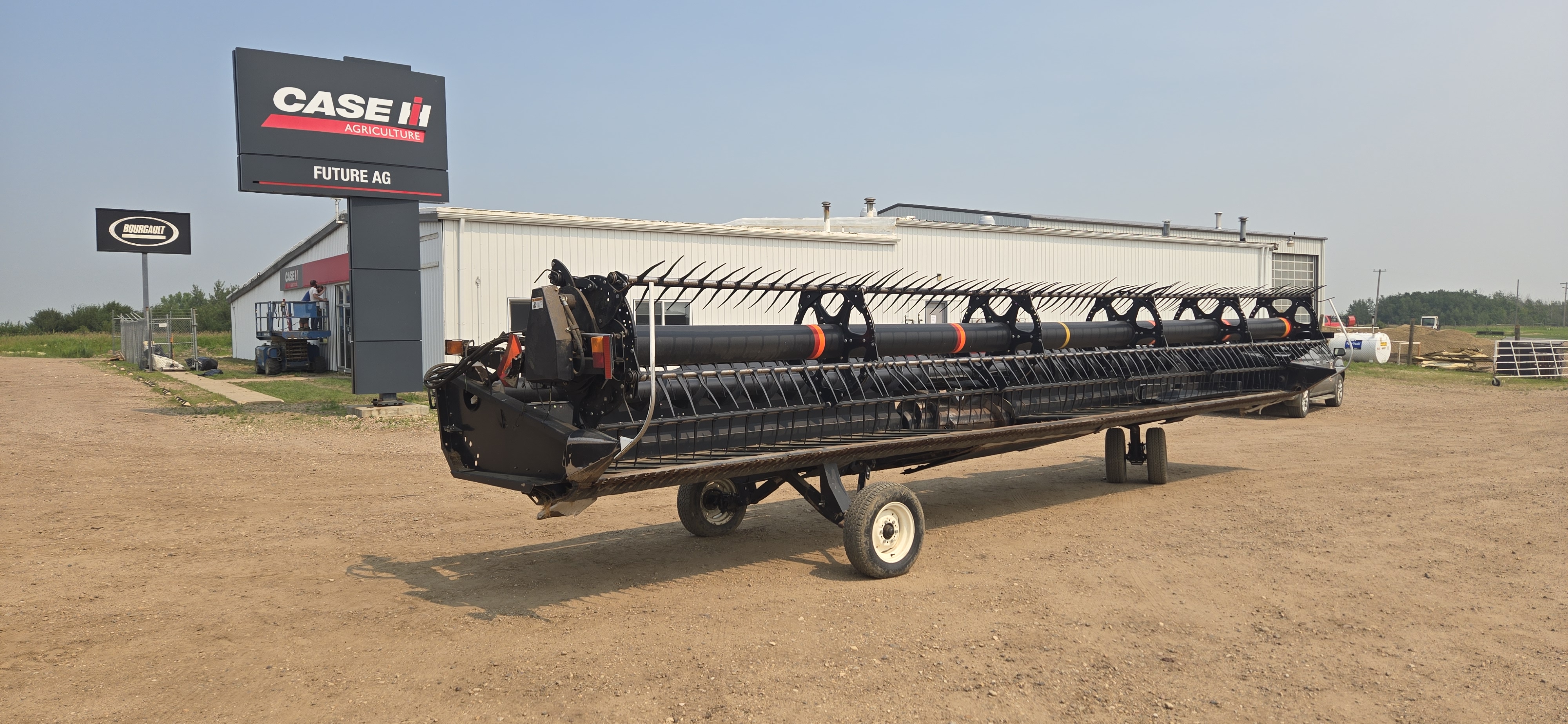 2010 MacDon D50-35 Header Combine
