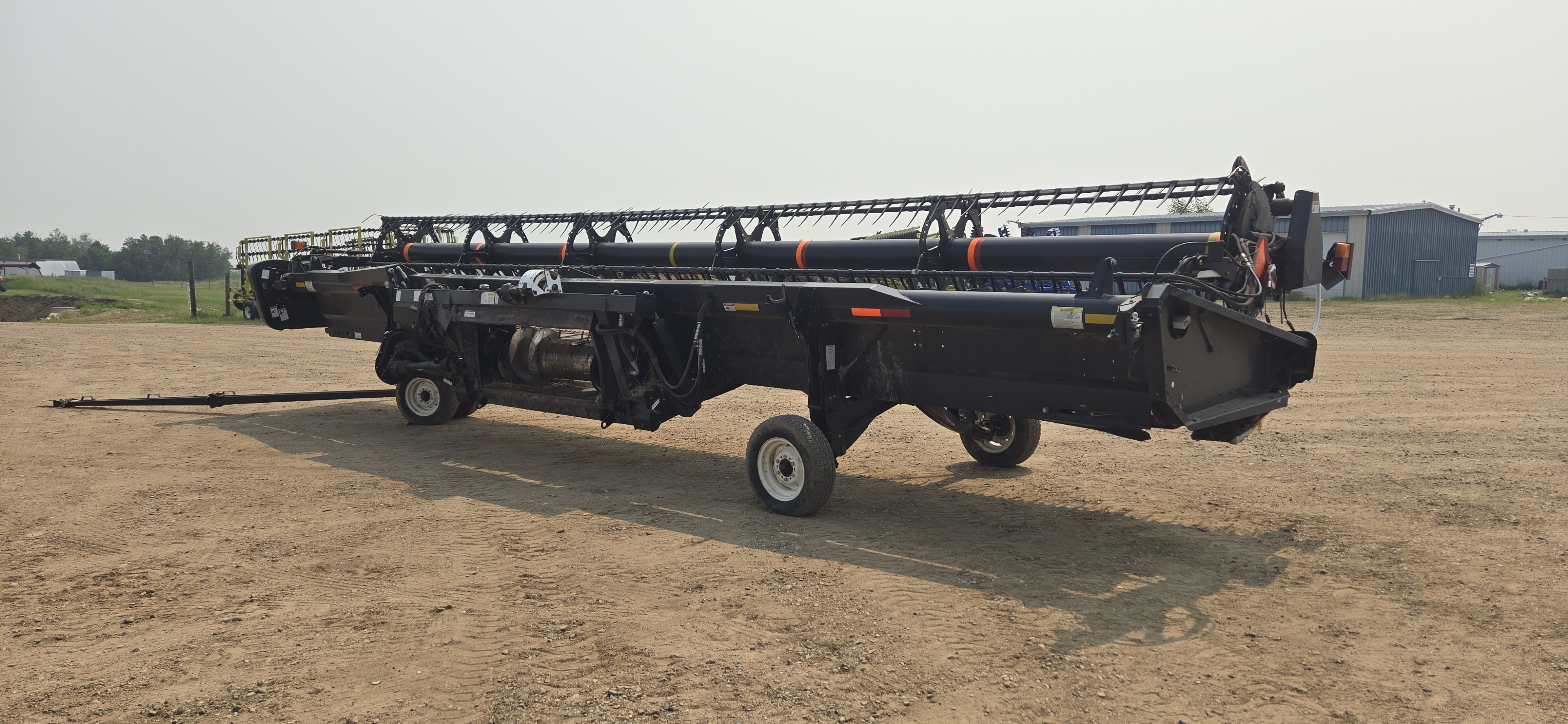 2010 MacDon D50-35 Header Combine