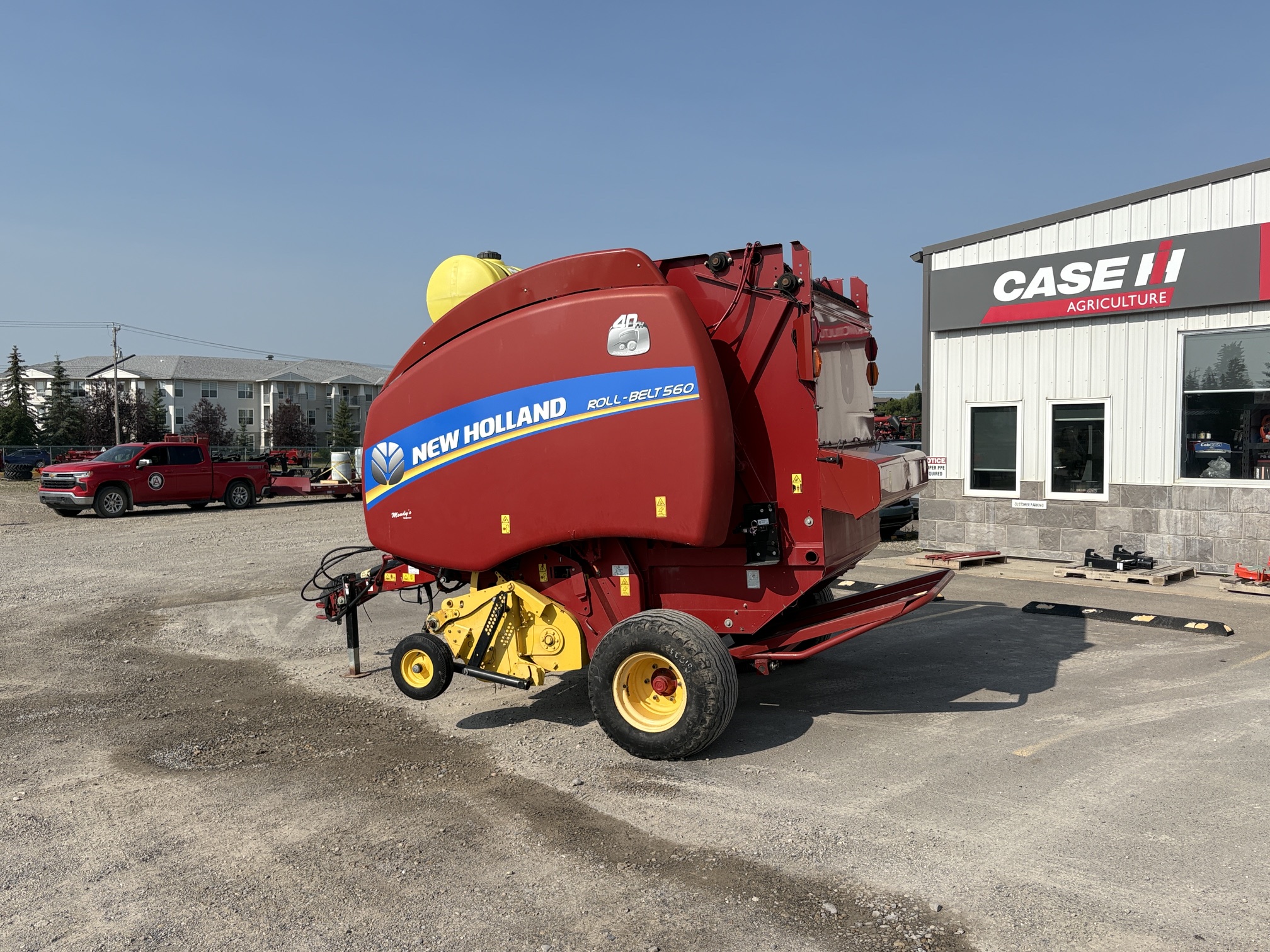 2015 New Holland Rollbelt 560 Baler/Round
