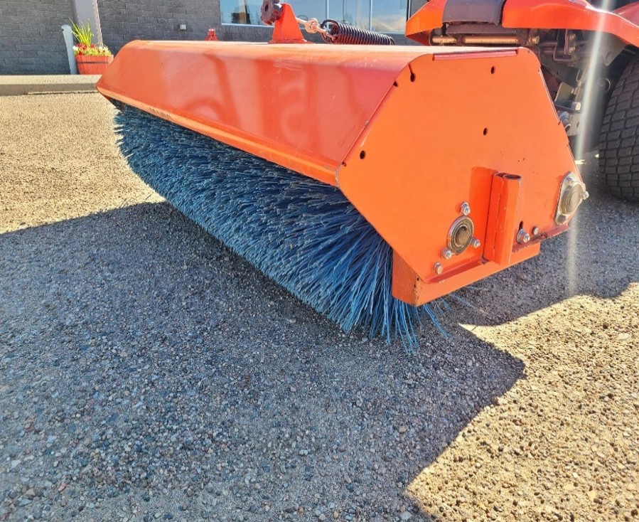 2010 Kubota GF1800E Mower/Front Deck