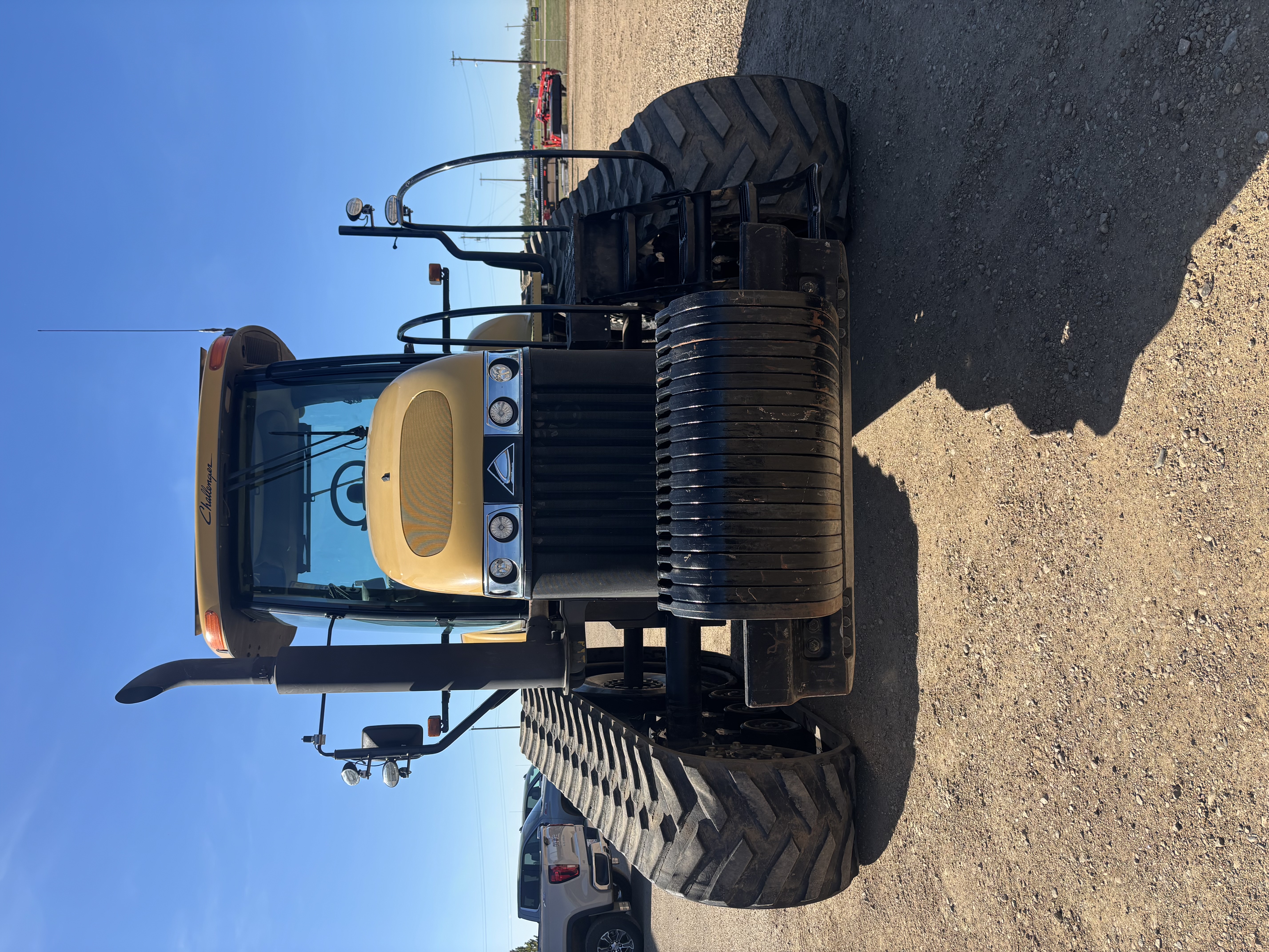 2011 Challenger MT765C Tractor